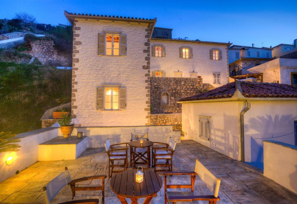 Nereids Guesthouse Hydra  Bagian luar foto
